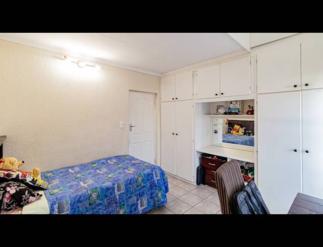 4 BEDROOM HOUSE FOR SALE IN MAYFIELD PARK